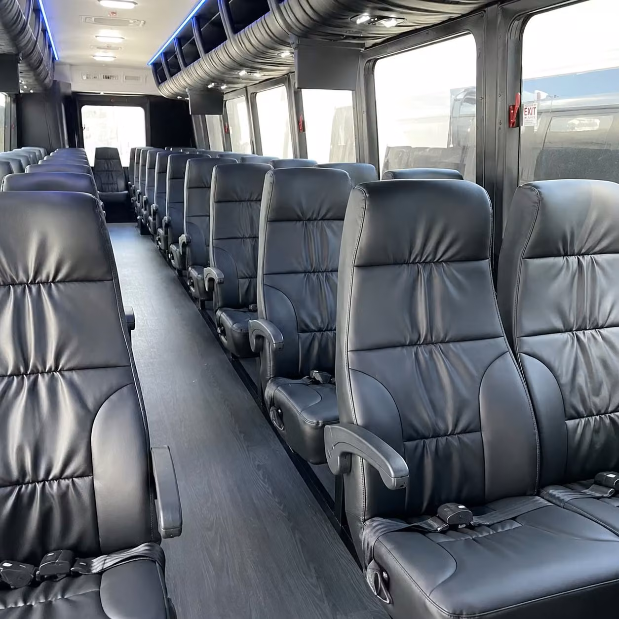 charterbusrentalpasadenatx com makes it easy to find minibus rentals for pasadena prom night